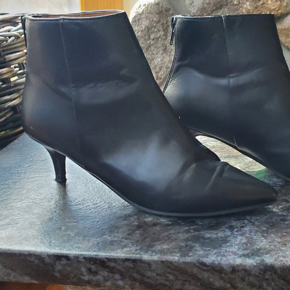 14th & Union Black Faux Leather Ankle Booties Size 6.5M - Picture 7 of 16
